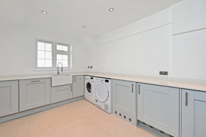 Photo 25- click for photo gallery